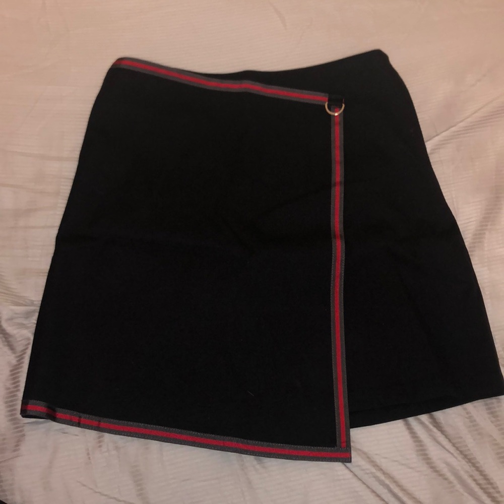 Movetes NWT size 6 skirt